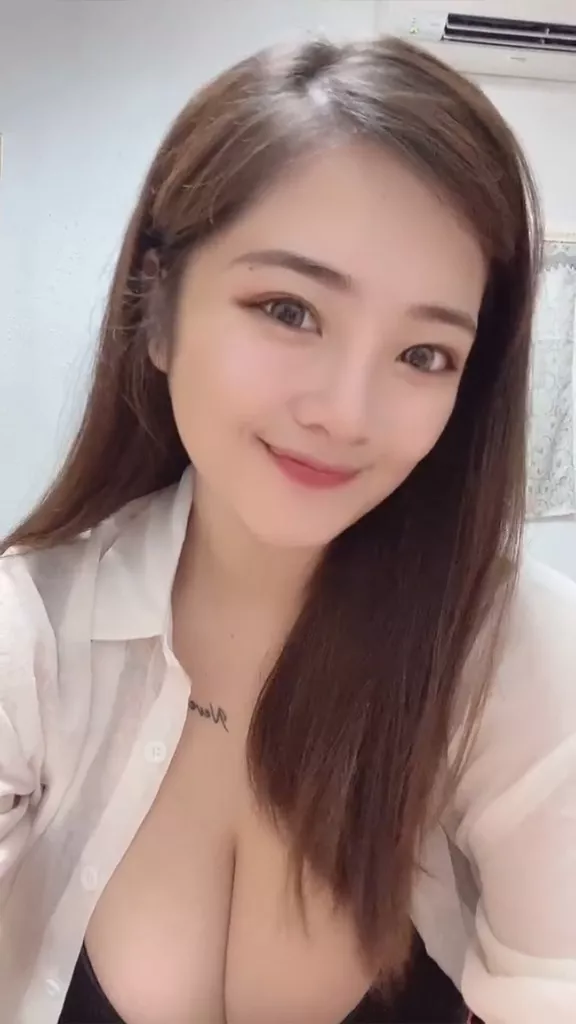 😊 posted by JeJeJe3