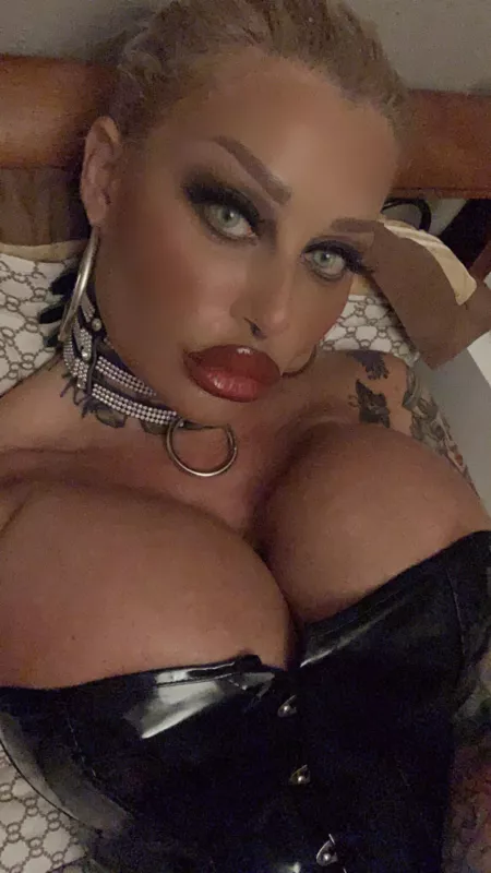 🤤😍 by bostonguy978420