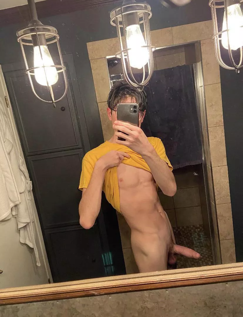 🤠 posted by Canadiantwinkyyy