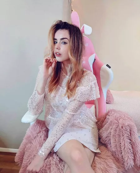 🦄 by impulsive303