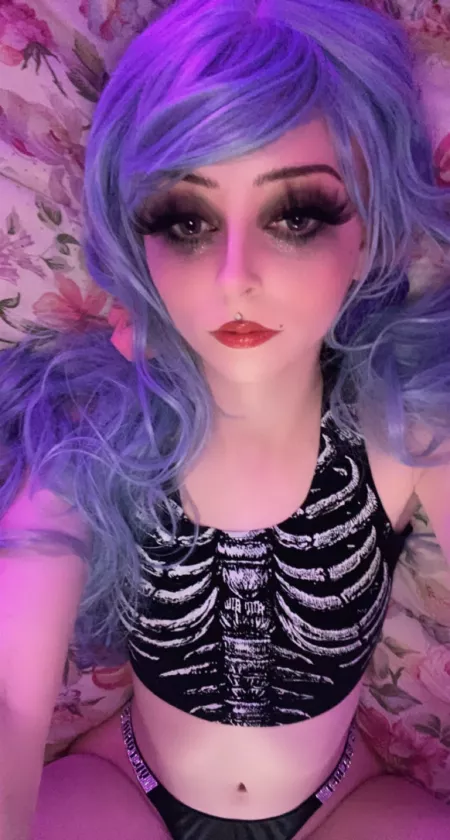 ( ´•̥̥̥‸ •̥̥̥`) by Dead-Pixie