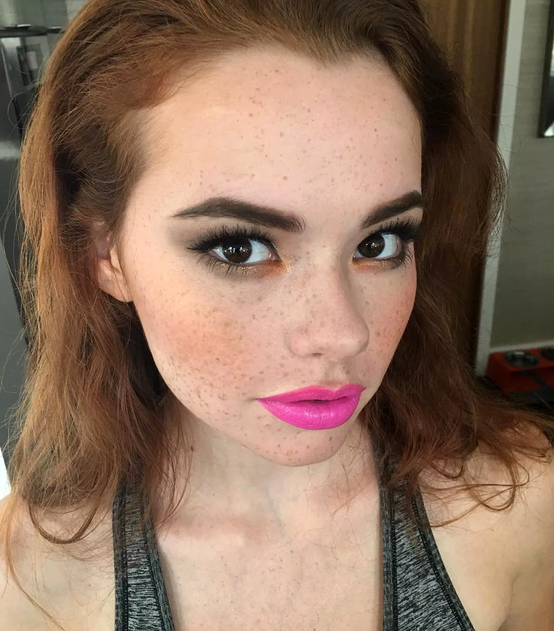 😻 posted by IlyaHawkin