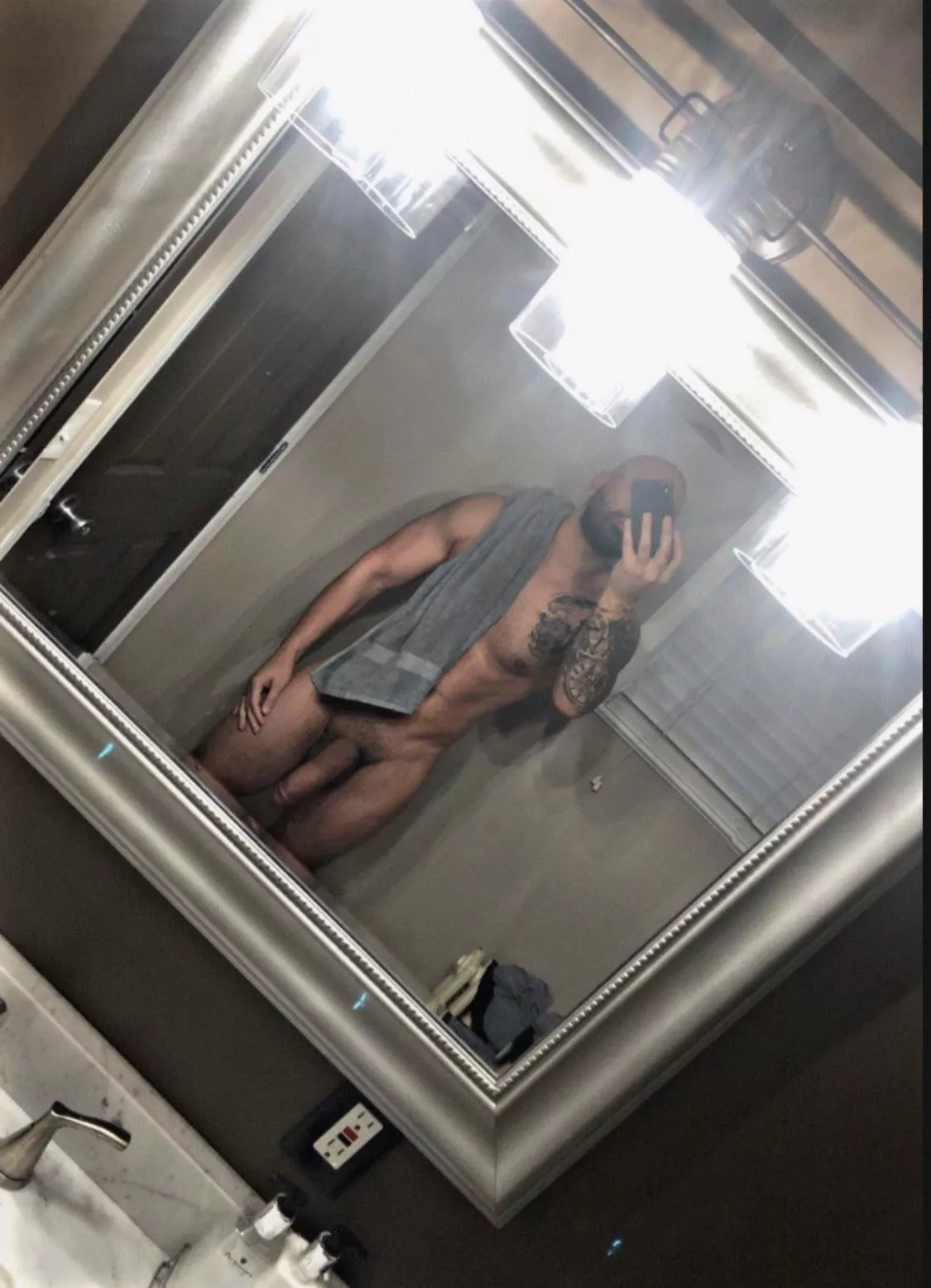 🌲 posted by No-Back826