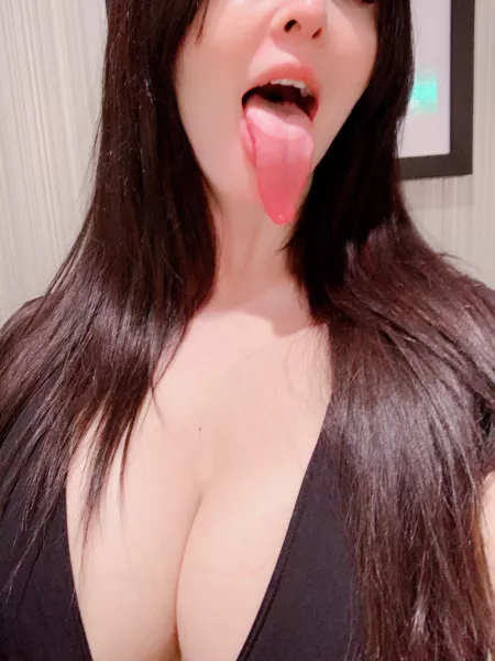 😜 by larkinlovexxx