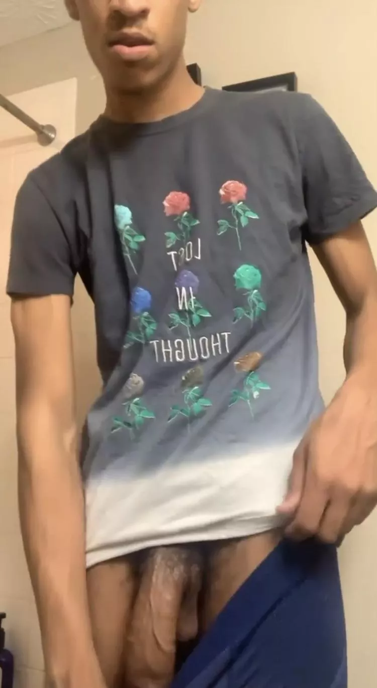 😈 posted by Acrobatic_Earth2049