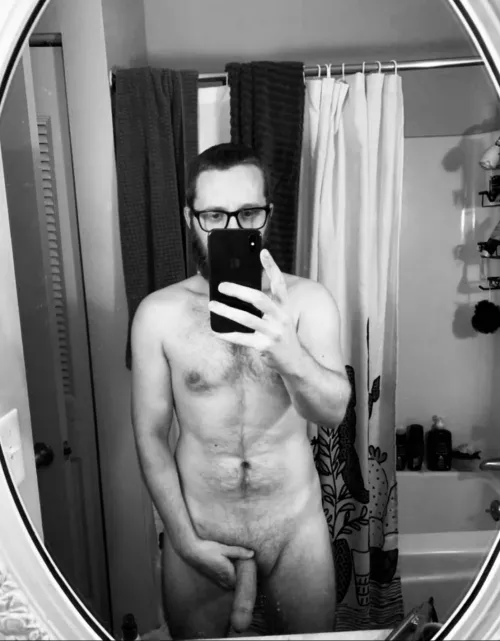 👋🏻 by ErasedAndForgotten