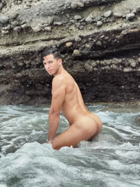 🔥 by AndresGuedez