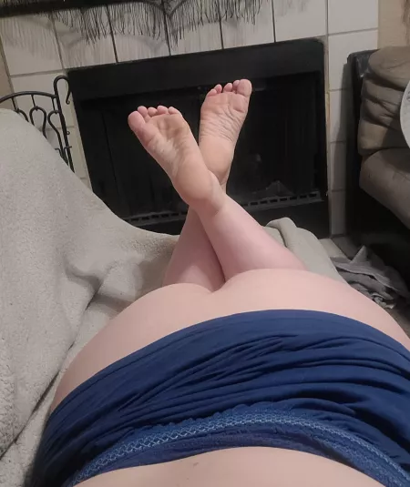 😈🍑 by Comfortable_Snow9283