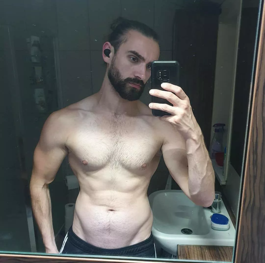 🤳🏻 posted by Alexjh93