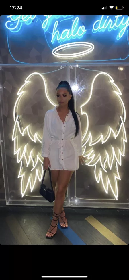 🤩 by SupermarketMoist777