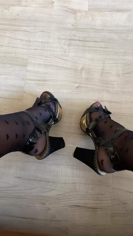 😜 by PortugueseNylons