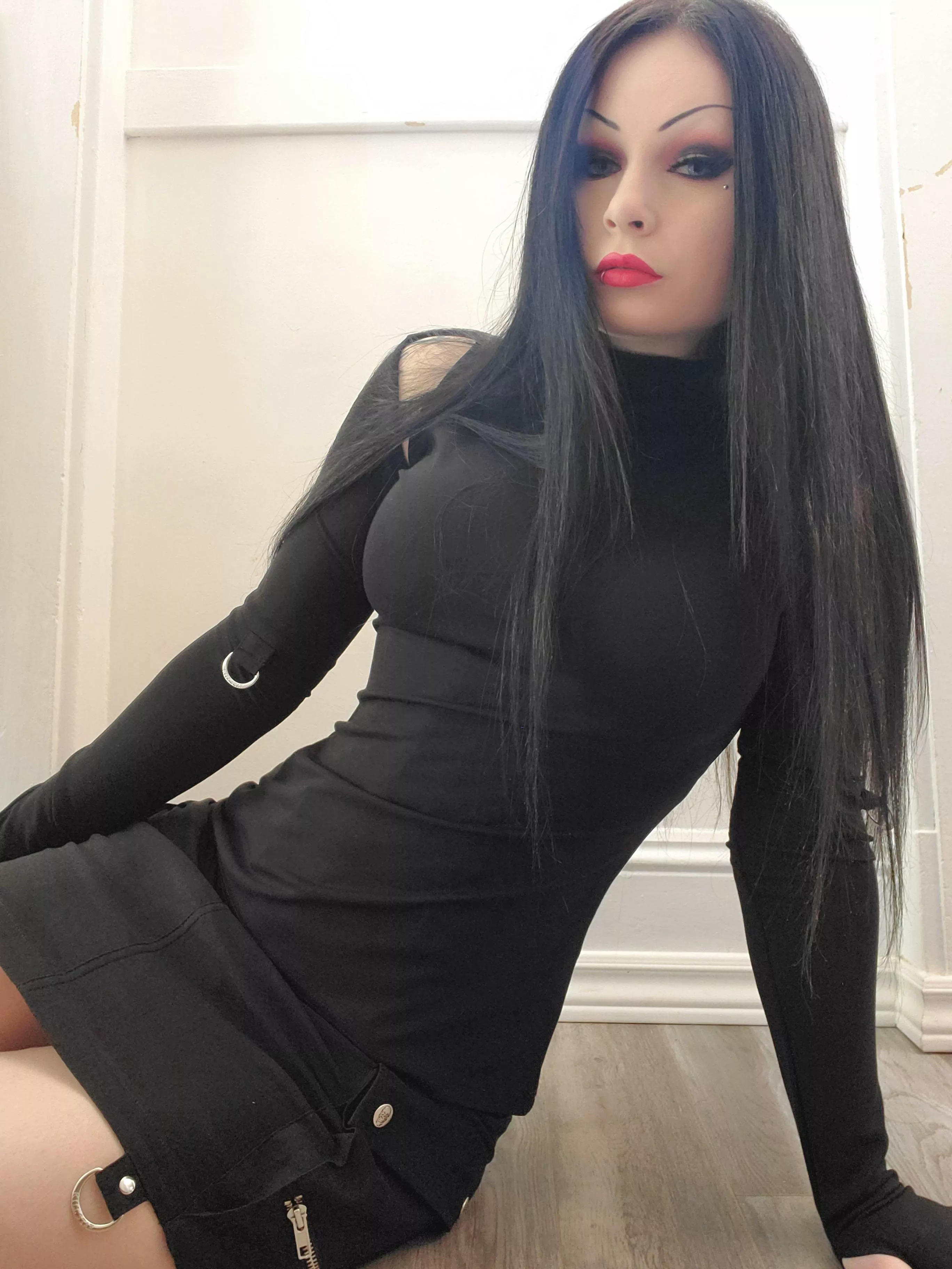 🇨🇦 💋 🖤 posted by xmissxlilith