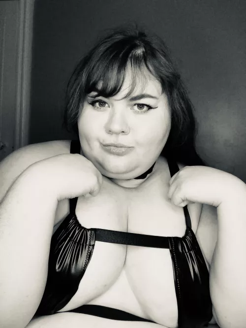 🖤 by porcinequeen