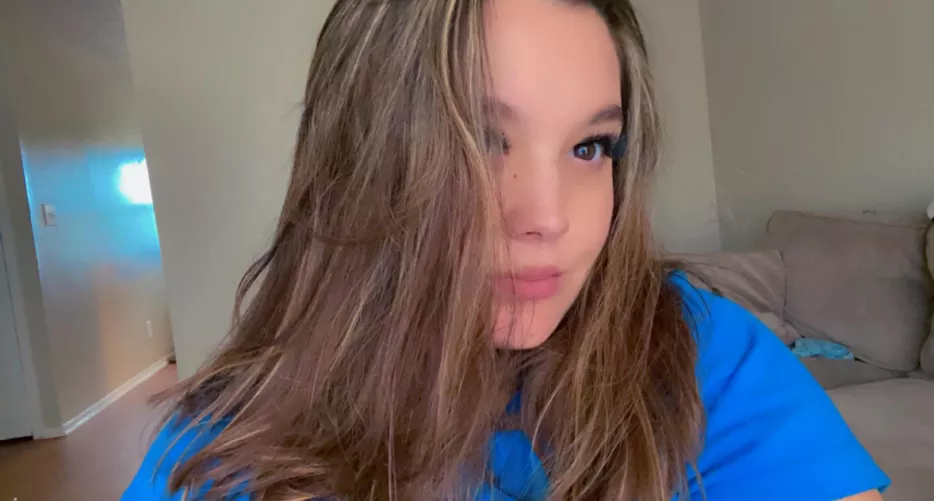 👋🏼🥰 by PrincessKittyy00