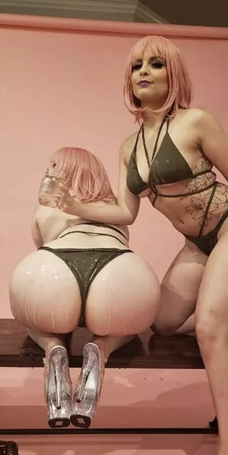 🍑🍦 by crispass-chip