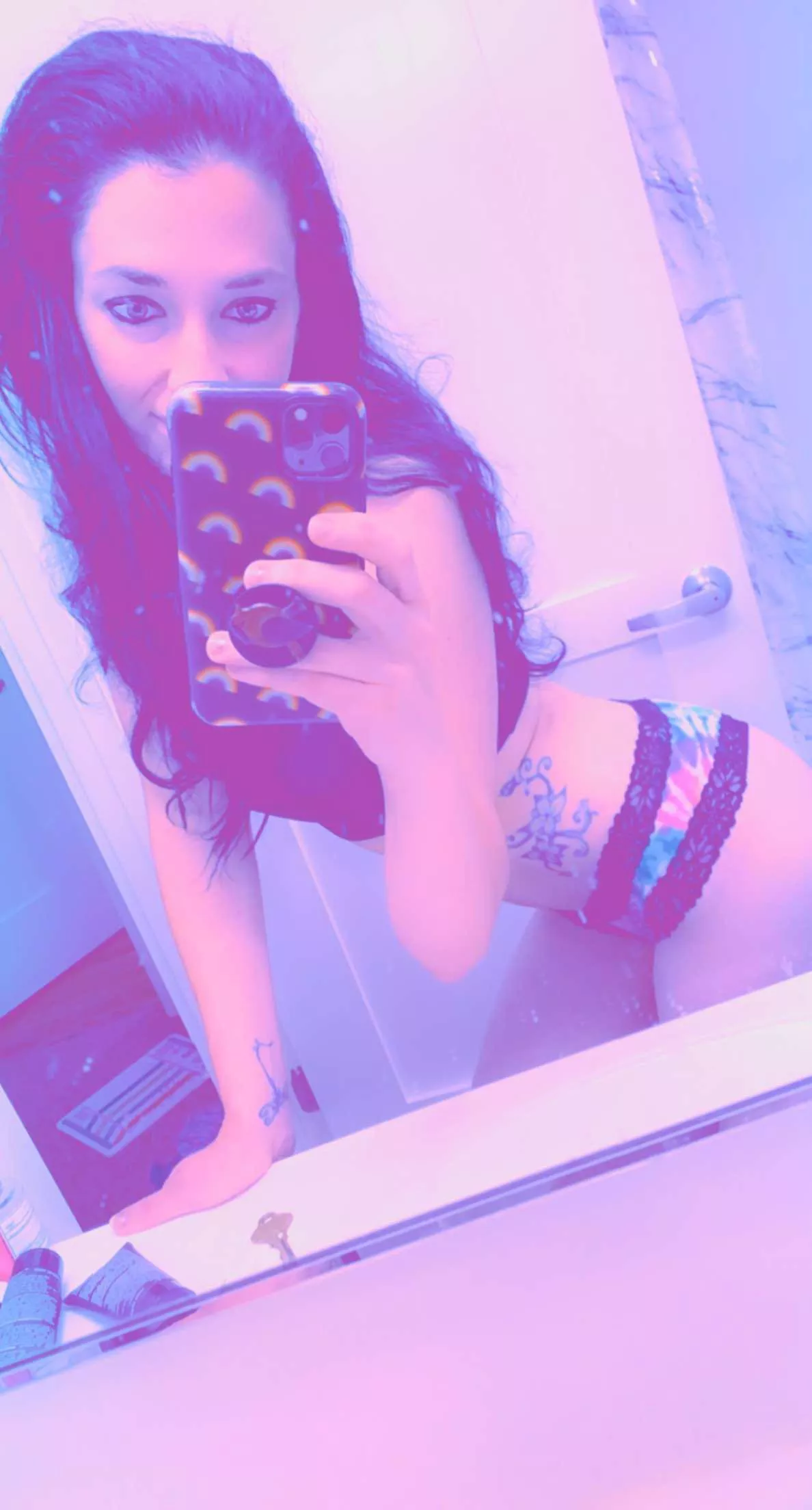 👻 posted by Brielle33