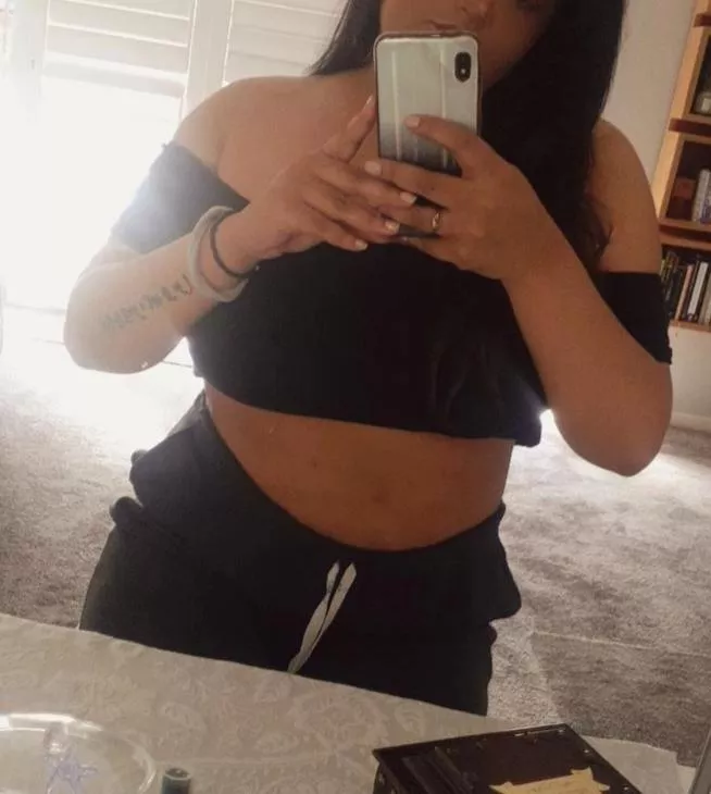 💦💋 posted by LolaRogue97