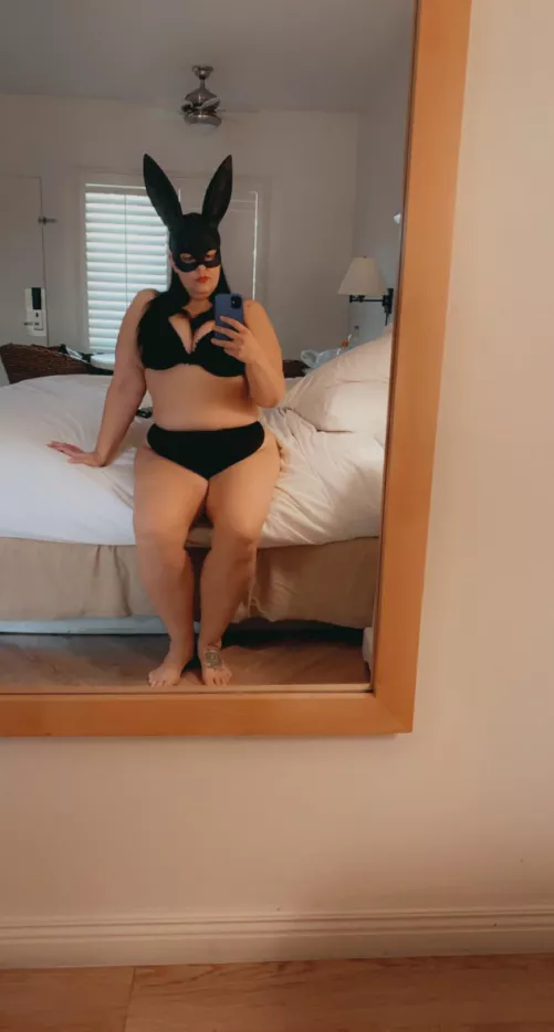 🐰🖤 by marcinda702