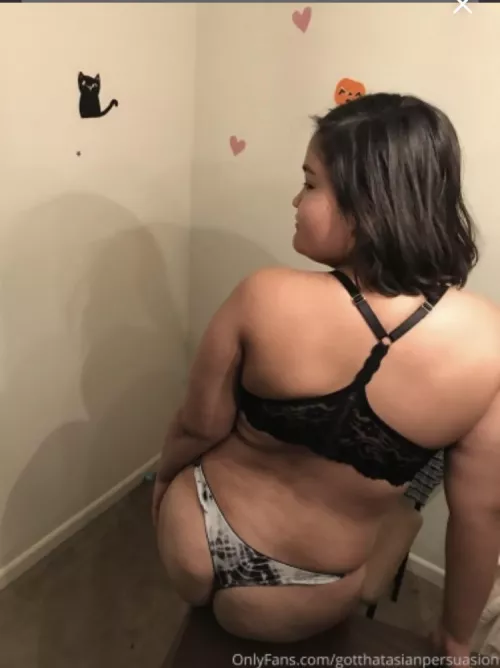 😘 by Asianpersuasion2020