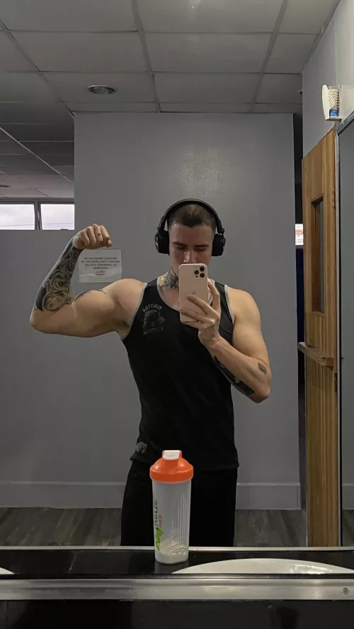 🙌🏻 by riccimorx