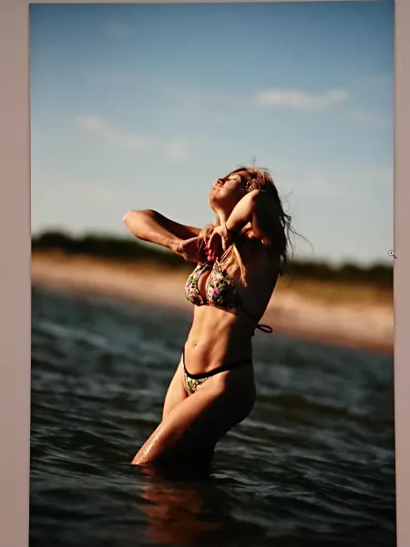 🌊🌞👙 by Roxysheer