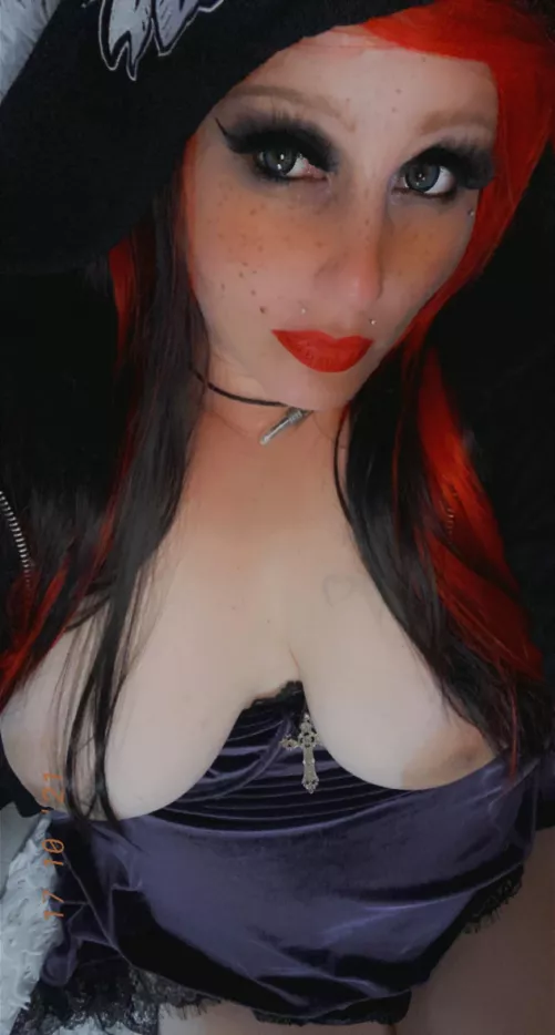 ❄️ 🖤❤️ by Fragilesubdoll