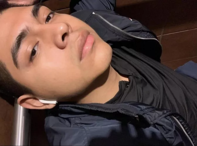 ✌️ by jugo_de_pollo_