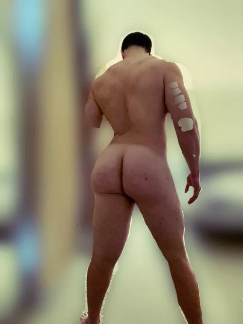 🍑 by supersayanthickness