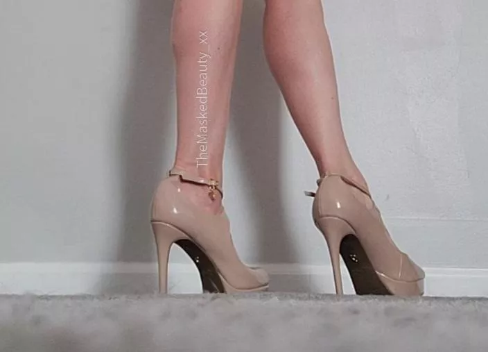 ❤️ posted by TheMaskedBeauty_XX