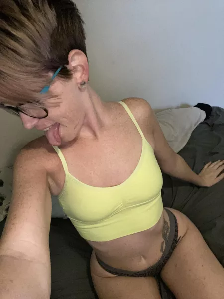 🍑 by Milfy_animal