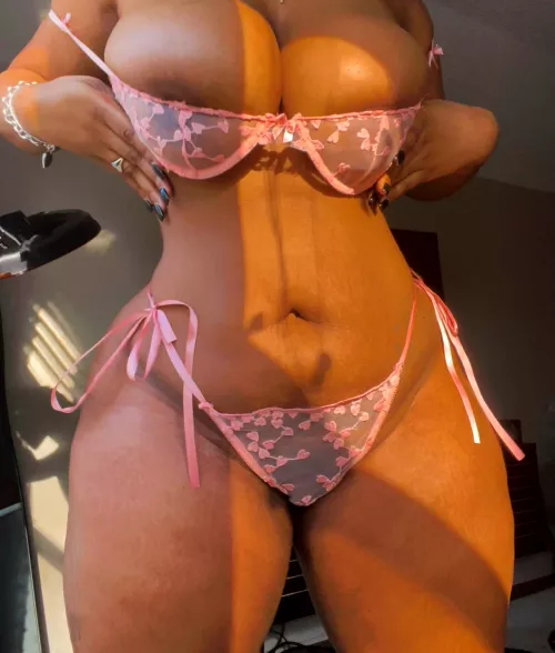 ??? by taleequivasdg