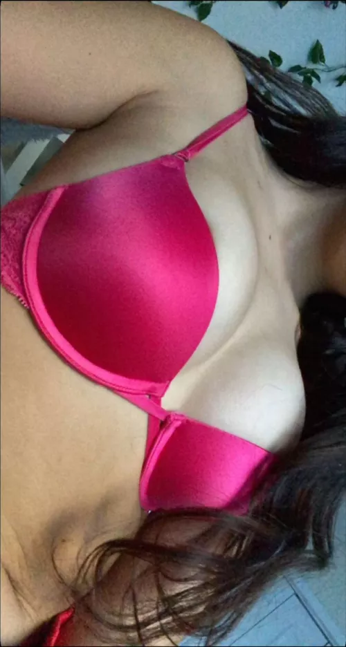 👀👀 by Constant_Ad_7722