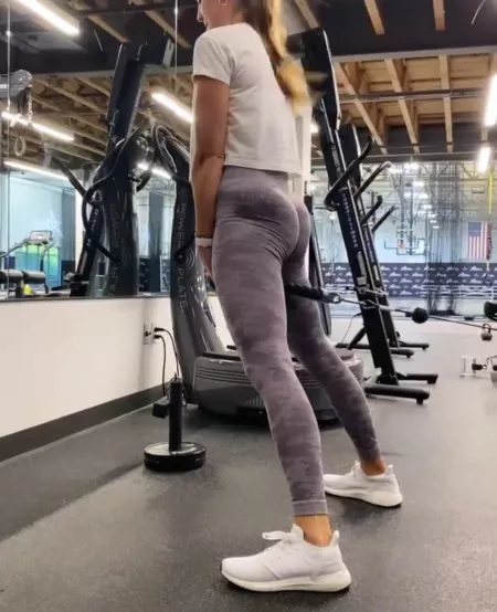 🤤 by DigitalMan74