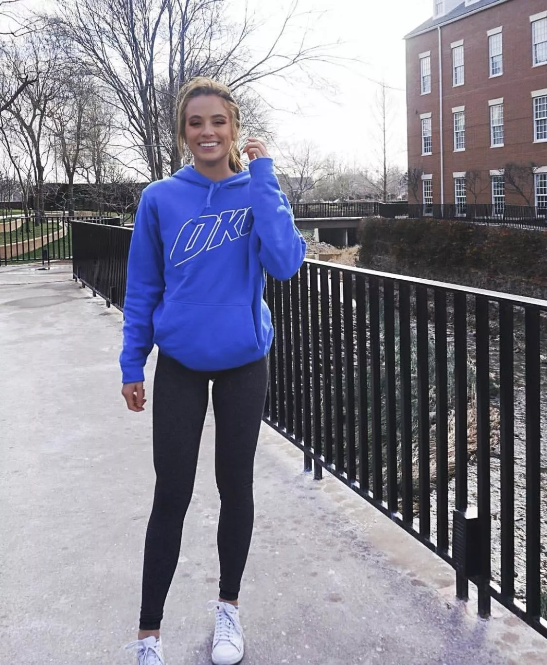 😍 posted by FBoggoBF