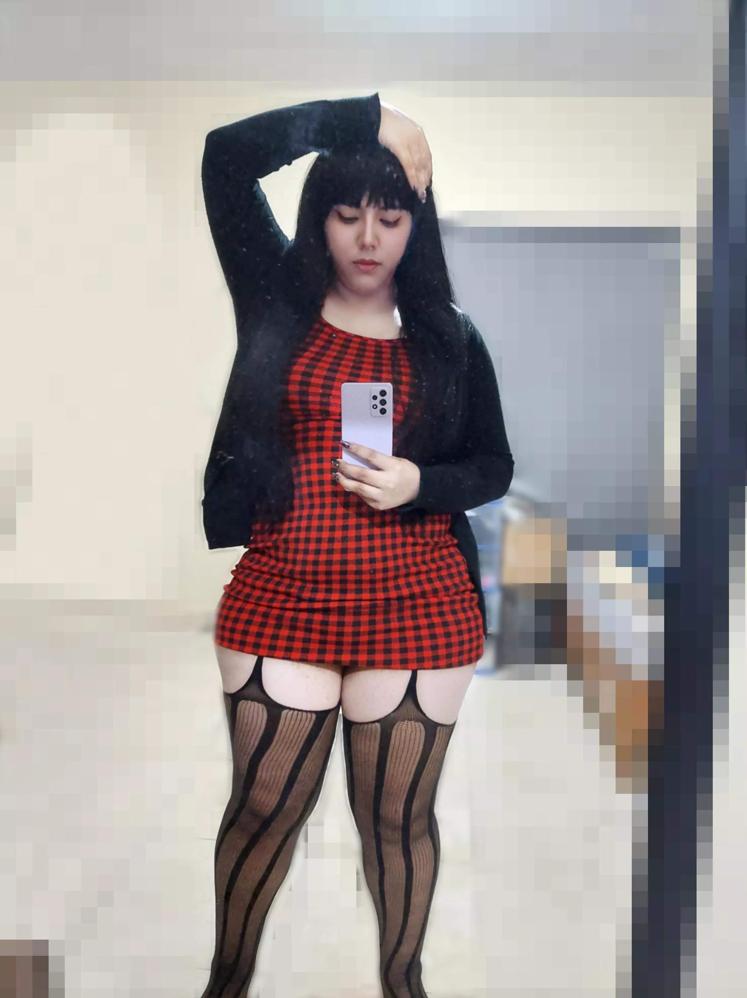 🖤🔥 posted by MariahMoon_19