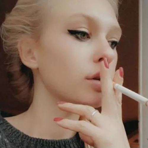 🚬 by johnavondale