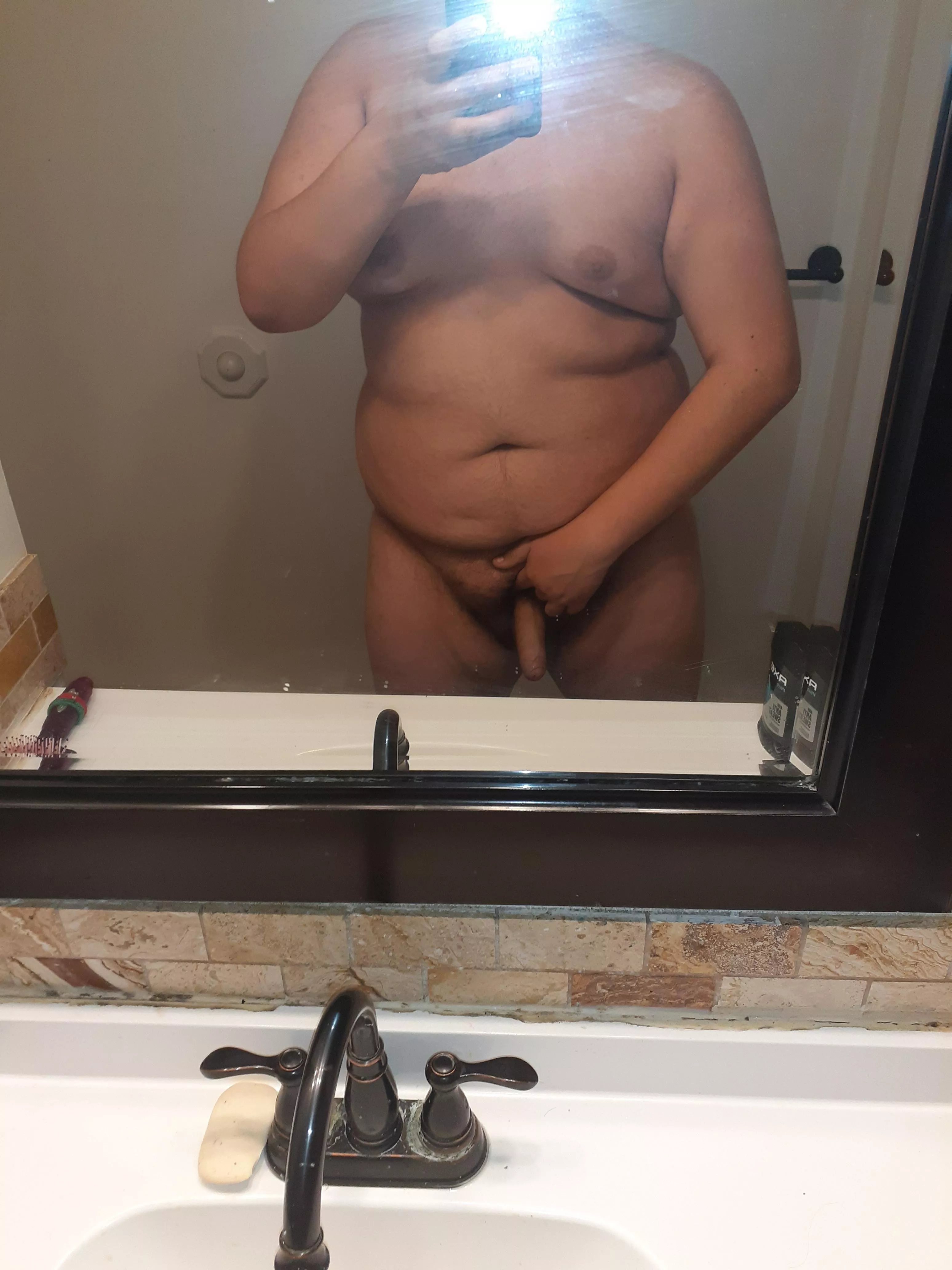 😏 posted by Vast-Celery-5420