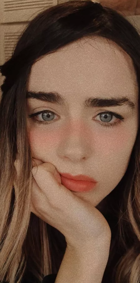 😳 by impulsive303