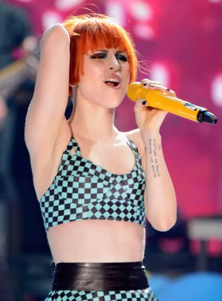 👅🤤 by Ill-2212