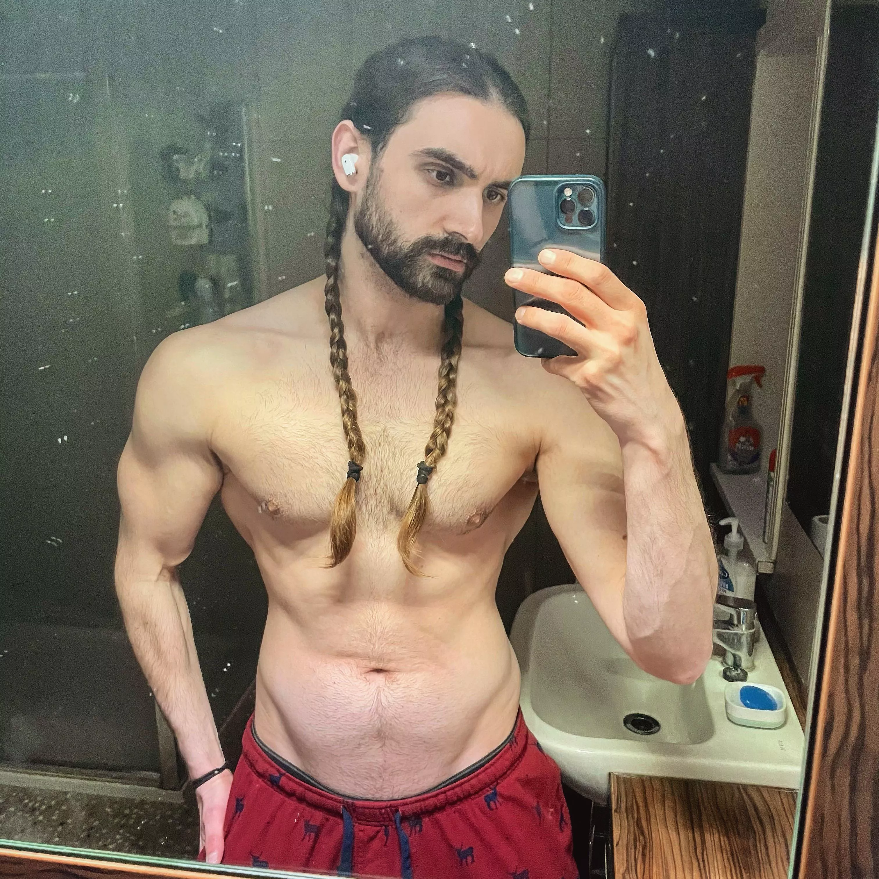 🤘 posted by Alexjh93