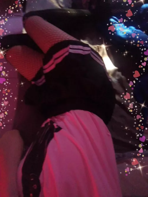 😺 by Wholesome-Girl