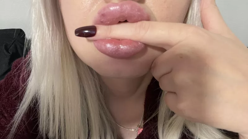 👄💉 by Ikkefantadrikker