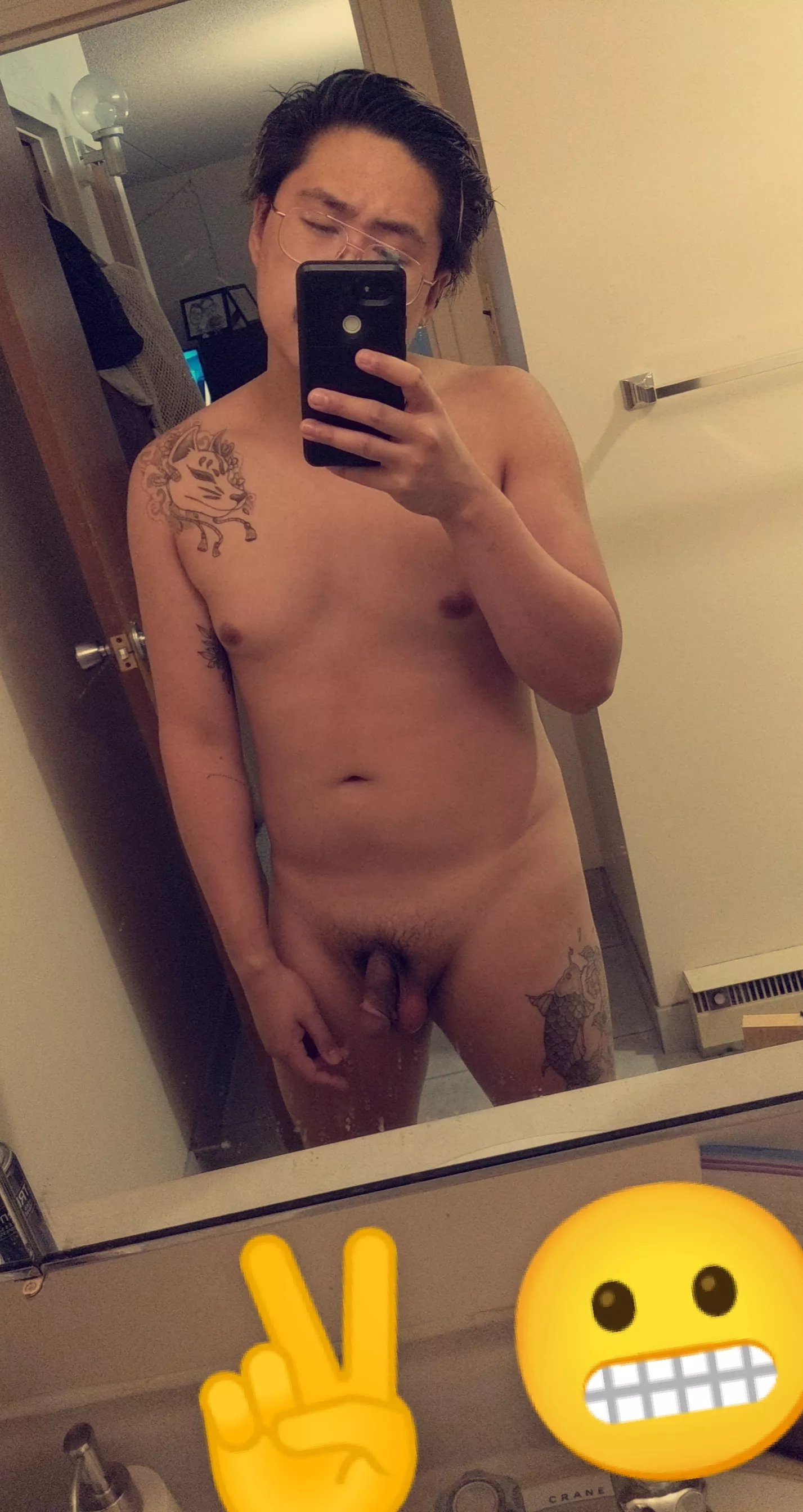 😅😅😅 posted by rxxxwra