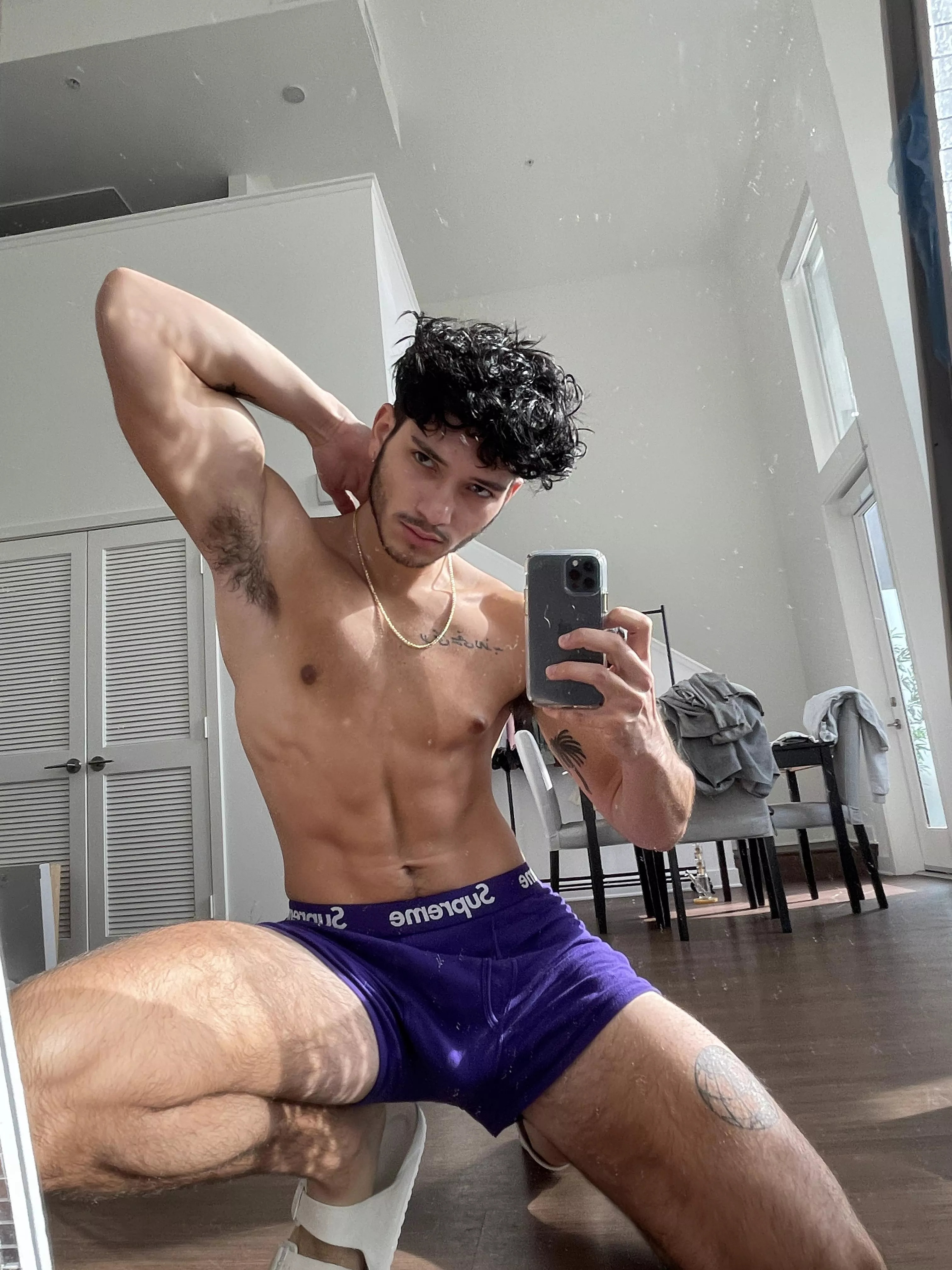 😉 posted by champvgnetears