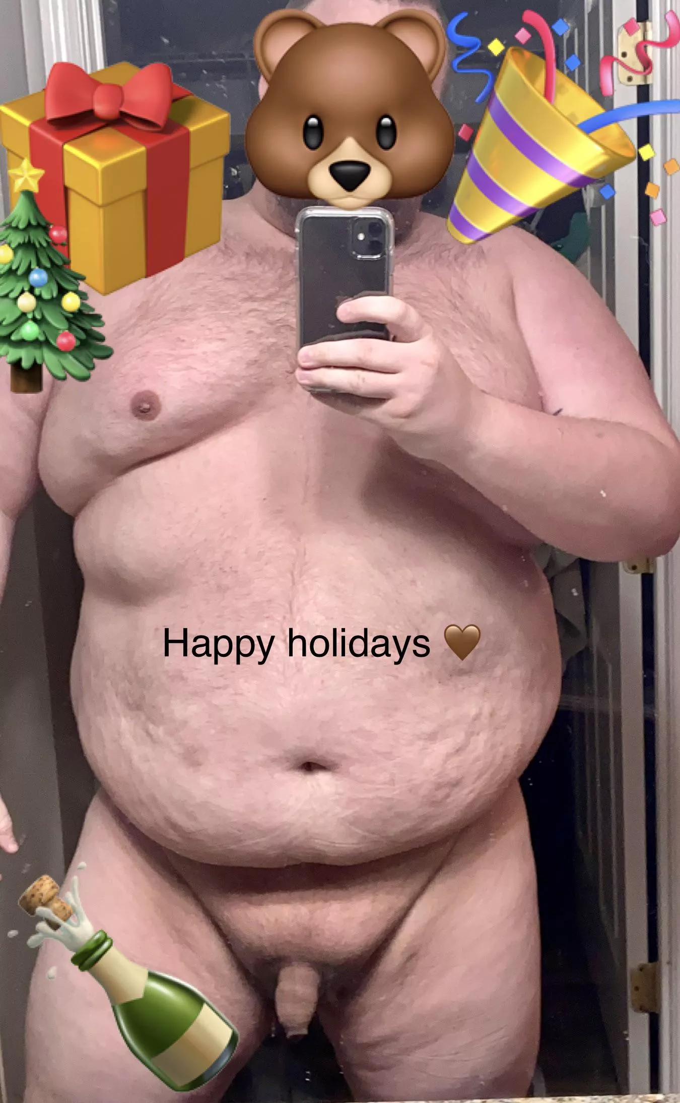 🎄🍾🐻🤎🎁 posted by bear_flex