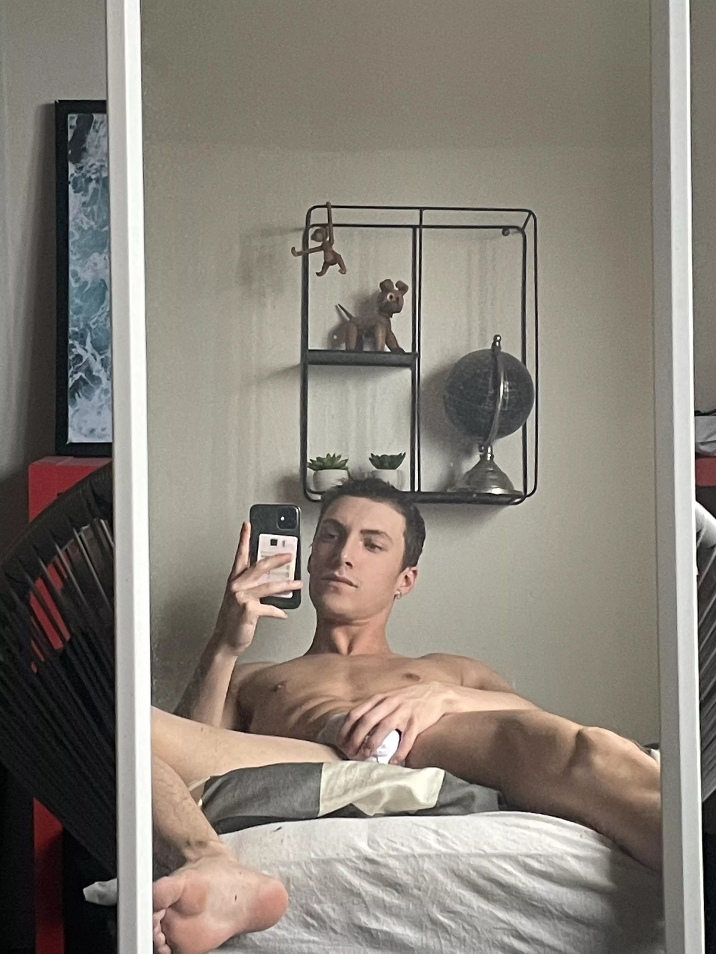 ✊🏻💦 posted by Simonlouxxx