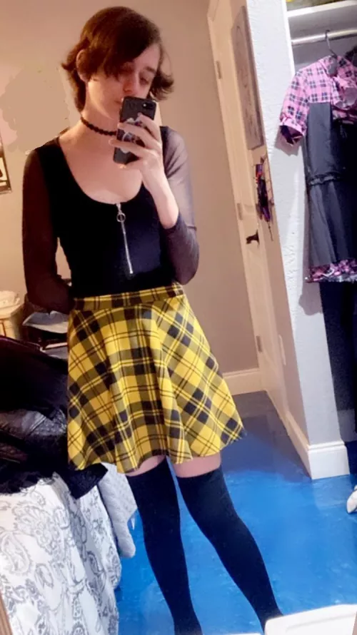 😊 by lizardkid305