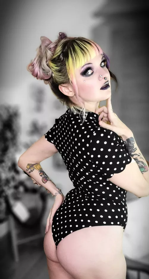 🌈 by Fantastic-Yard-9825