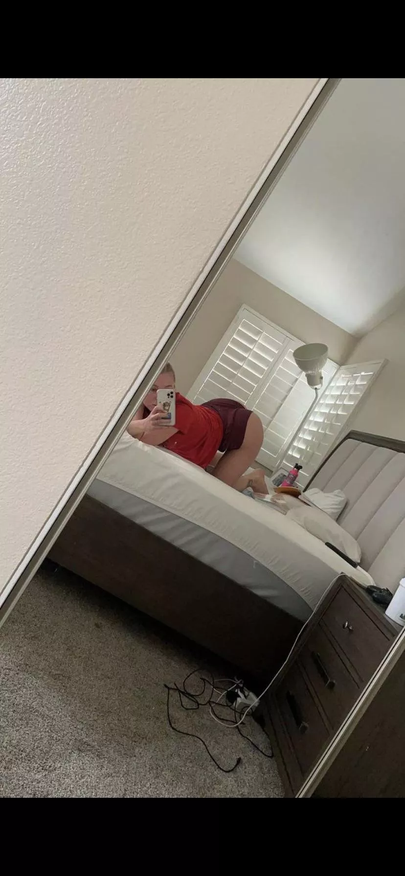 🍑 posted by okboomeerrro