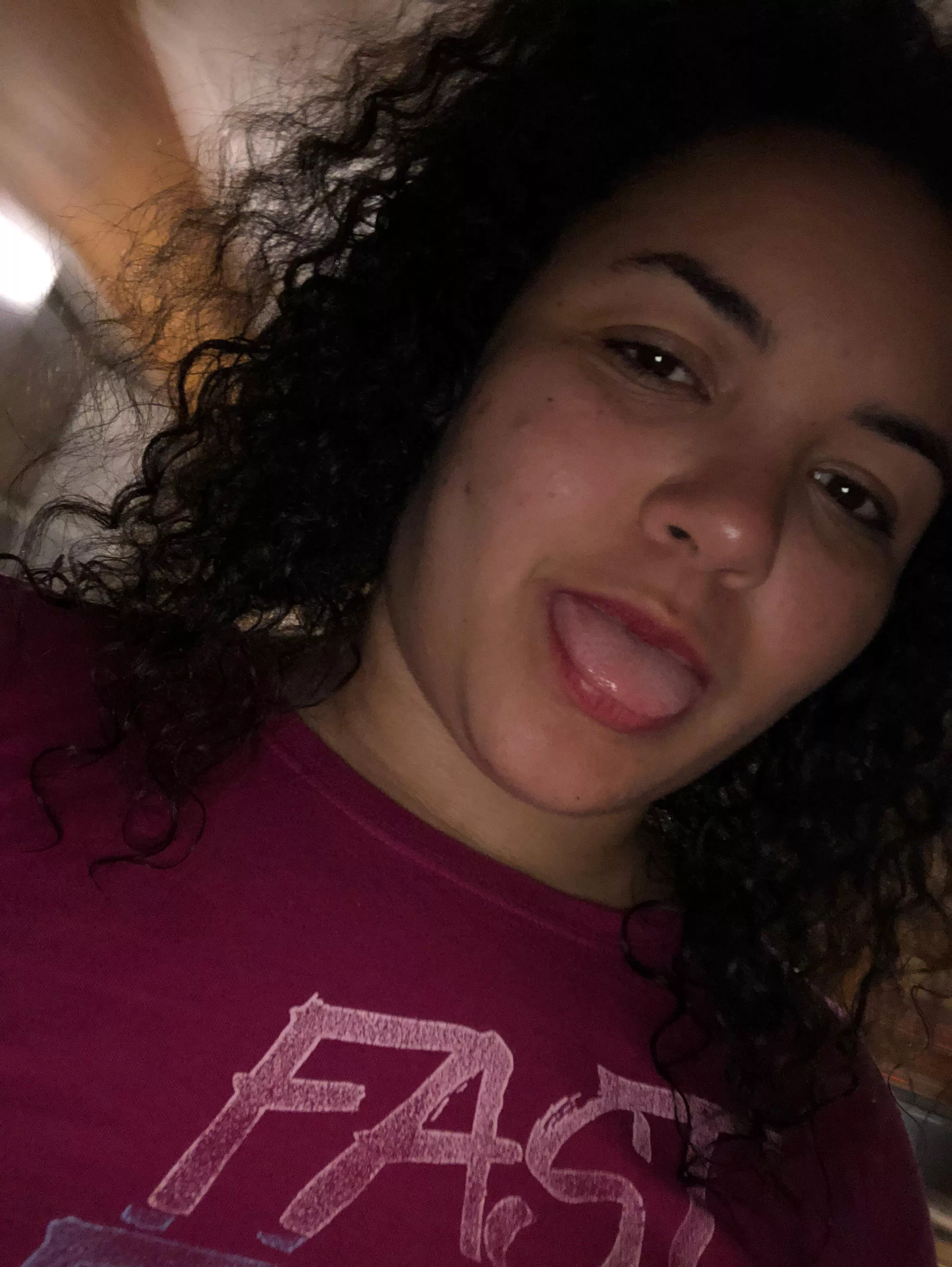 👅👅 posted by arimurphy_